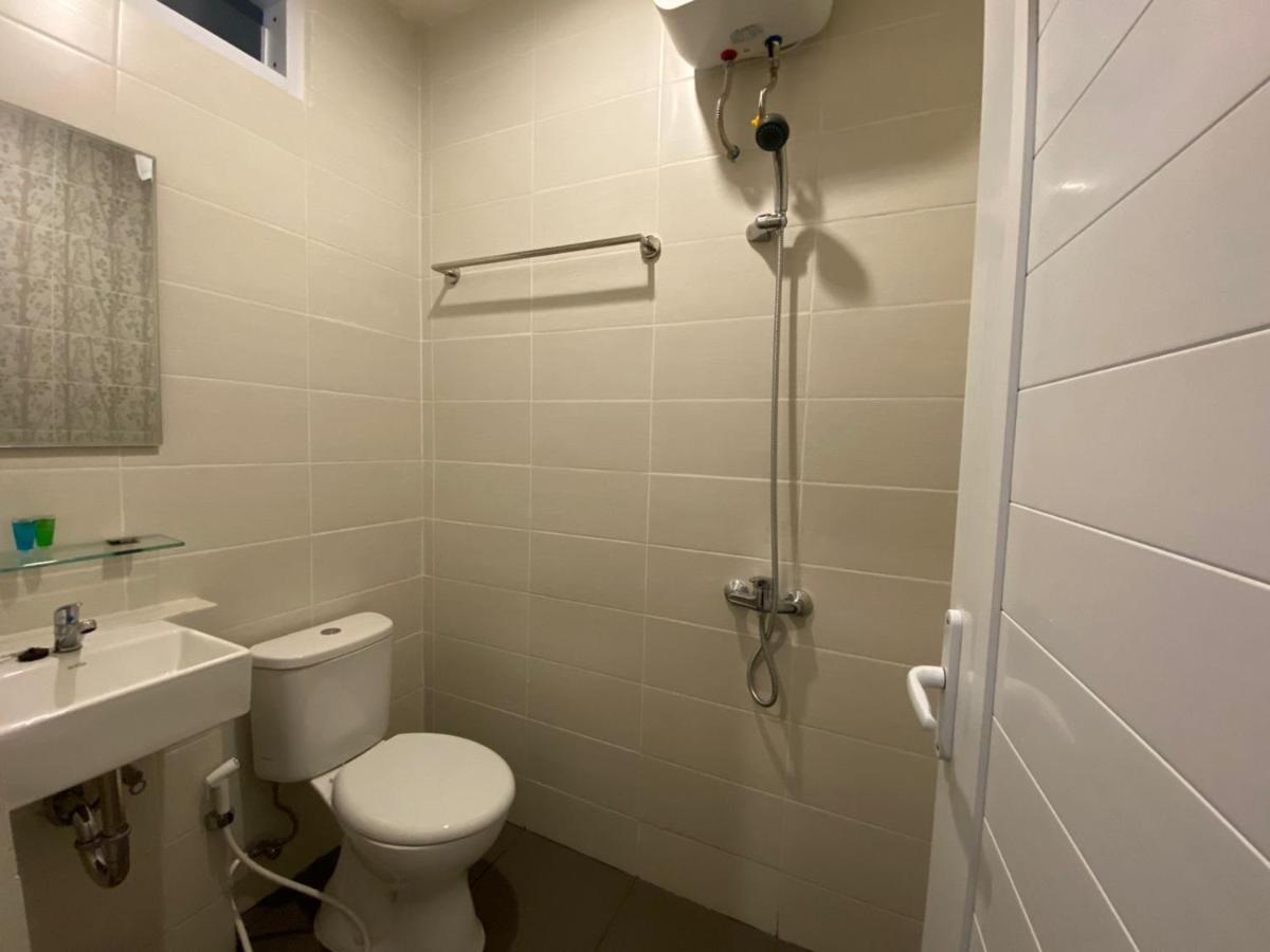 The Home Srengseng Dżakarta Zewnętrze zdjęcie